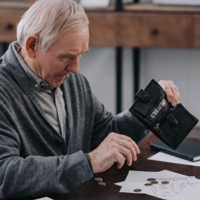 Dinero, emociones y edad: comprender nuestras decisiones para cambiarlas